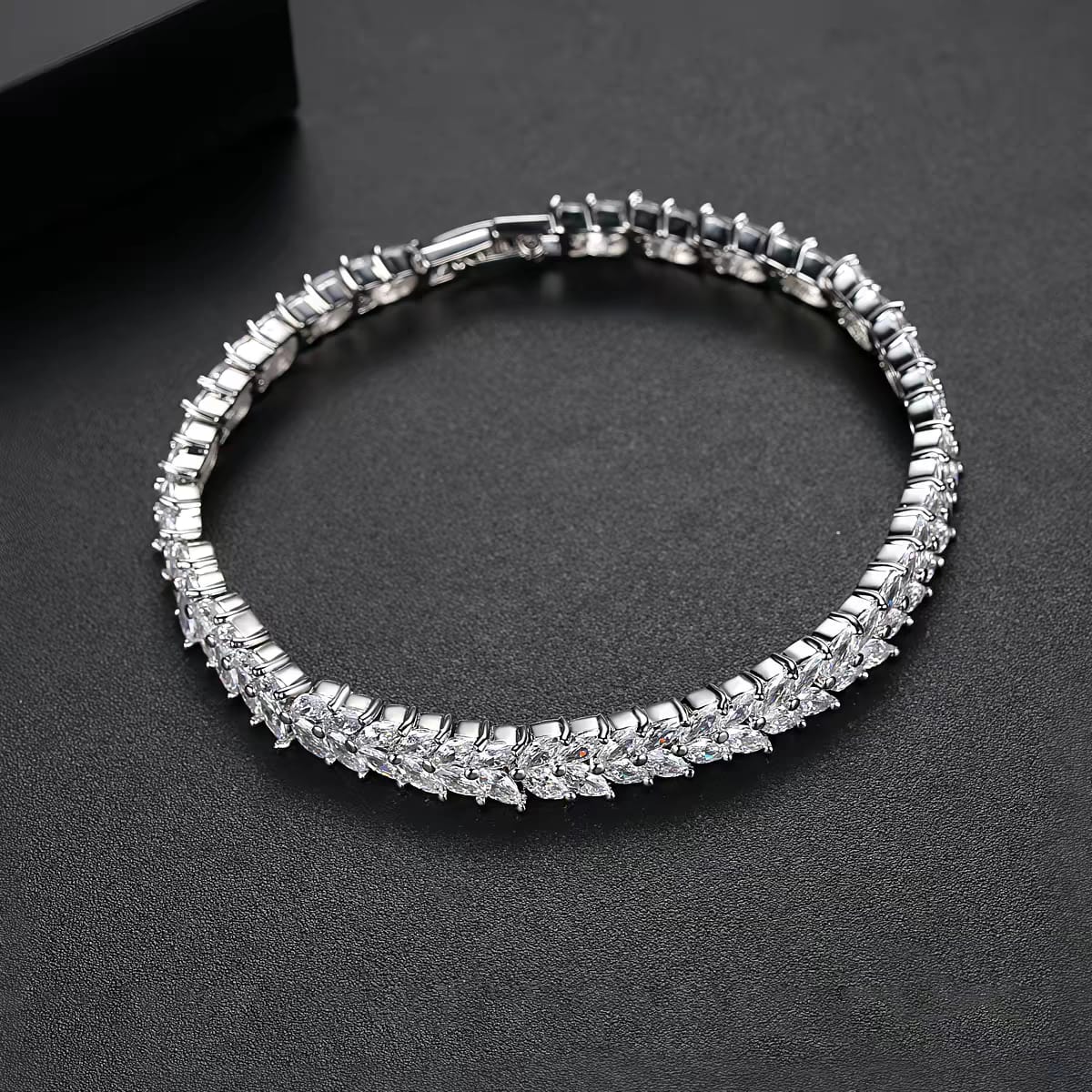 Diamond Leaf Tennis Bracelet